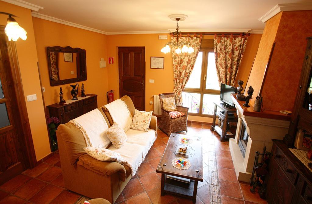 Vivienda Vacacional Supereda San Juan de Parres Oda fotoğraf
